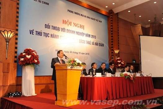 Đối thoại với DN năm 2013 về thủ tục hành chính chính sách thuế  hải quan