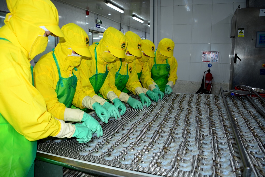 Giãn cách kiểu Hàn Quốc không đóng cửa nhà máy… liệu có khả thi