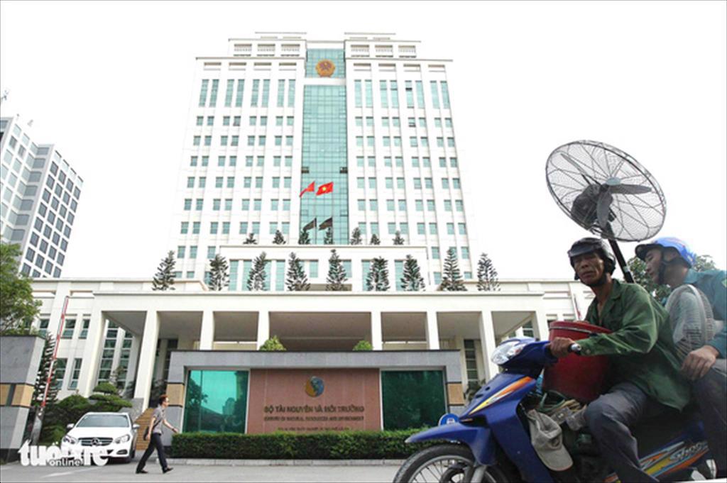 Hàng loạt nhà máy sẽ phải di dời vì quy định mới