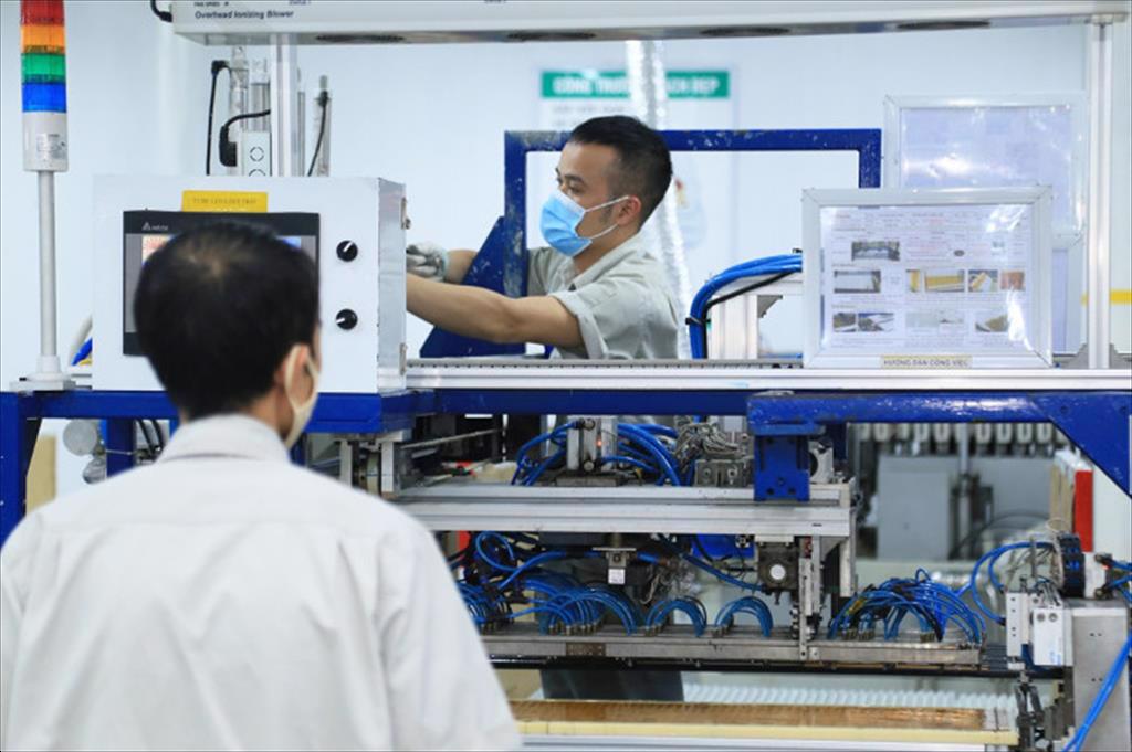 Mở cửa kinh tế Làm gì để doanh nghiệp khôi phục sản xuất