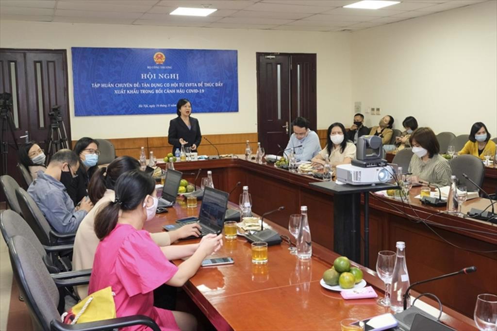 Tập huấn truyền thông về EVFTA đối với lĩnh vực phòng vệ thương mại và xuất xứ hàng hóa