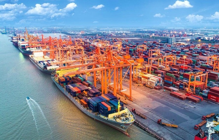 Bộ Tài Chính lên tiếng về việc TpHồ Chí Minh phân biệt đối xử thu phí hạ tầng cảng biển