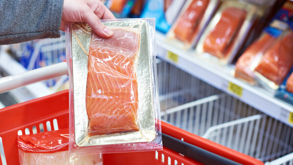 Siêu thị Mỹ đẩy mạnh bán hải sản giá hợp lý