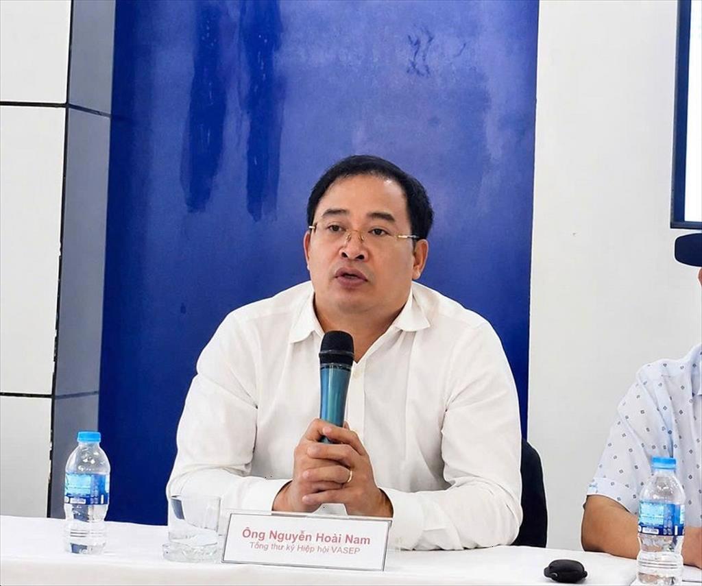 Xuất khẩu thủy sản chững lại tôm chịu sức ép cạnh tranh lớn