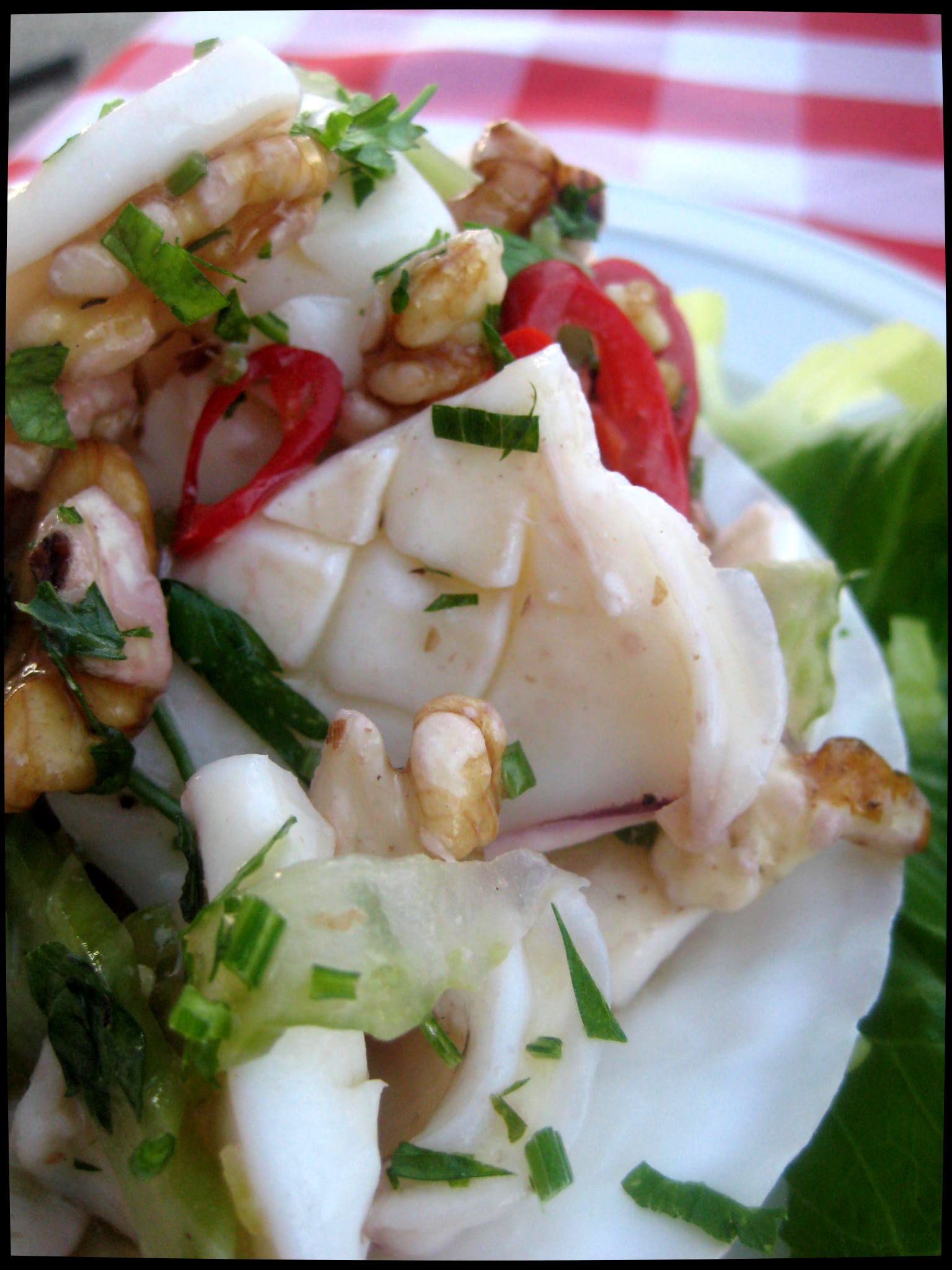 Thị trường mực nang Mỹ, tháng 22012