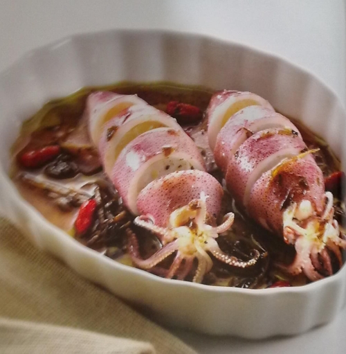 Thị trường mực ống Nhật Bản tháng 122011 