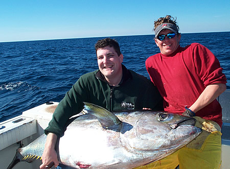 Thị trường cá ngừ vây vàng đông lạnh EU năm 2011