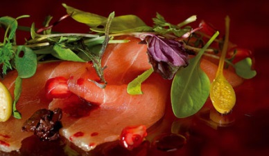 Lượng cá ngừ tươi cập cảng Tây Ban Nha tăng