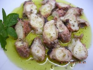 Nhập khẩu bạch tuộc vào Nhật Bản giảm trong tháng 82013