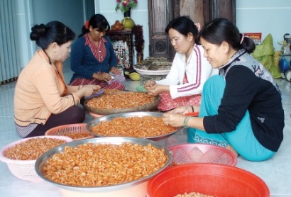 Phát triển nhãn hiệu “Tôm khô Rạch Gốc”