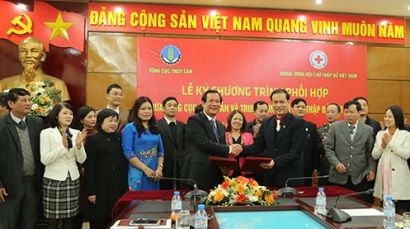 Tổng cục Thủy sản ký kết Chương trình phối hợp với Trung ương Hội Chữ thập đỏ Việt Nam