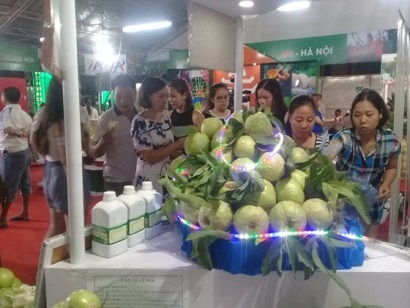 Quảng bá, khuyến khích phát triển sản phẩm nông nghiệp ứng dụng công nghệ cao