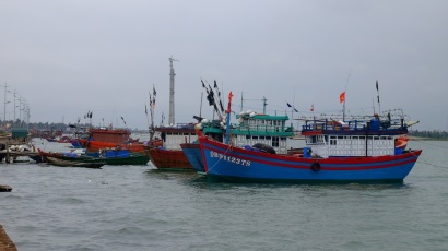 Phú Yên Ngăn chặn khai thác thủy sản trái pháp luật khu vực biên giới biển