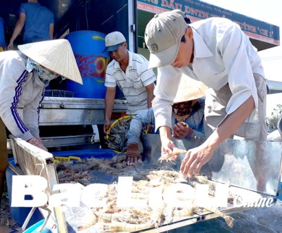 Đẩy mạnh xây dựng thương hiệu tôm Việt