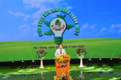 Giúp nhà nông làm nông thông minh
