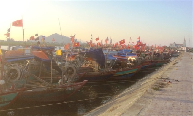 Lắp thiết bị giám sát hành trình tàu cá là bắt buộc