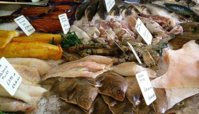 Anh Lạm phát ảnh hưởng đến doanh thu thủy sản bán lẻ năm 2017