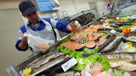 Nga Giá thủy sản giảm mạnh  