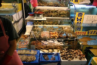 Hàn Quốc Nhập khẩu nghêu sống tăng 18% trong tháng 102020