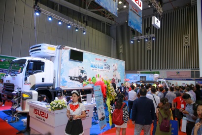 Ấn tượng với gian hàng Isuzu - Quyền Auto tại triển lãm Vietfish 2018