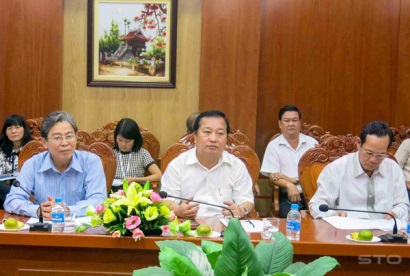 Xúc tiến nhanh việc triển khai khu sản xuất tôm giống