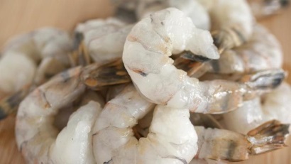 Australia cấm nhập tôm và thịt tôm chưa nấu chín